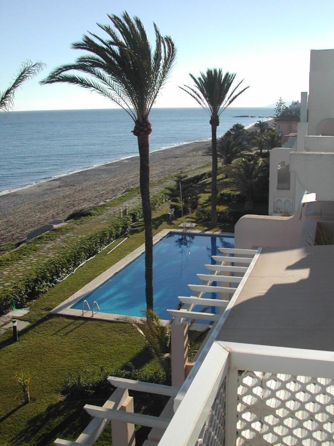 El Lobo De Mar Estepona Buitenkant foto